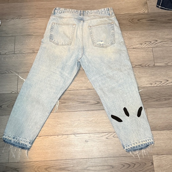 Zara Unisex Destroyed Graffitti Jeans Loose Fit Distressed Size 32 - Picture 4 of 6